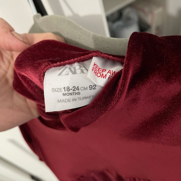 Zara Red Velvet Christmas Dress - Picture 2 of 2